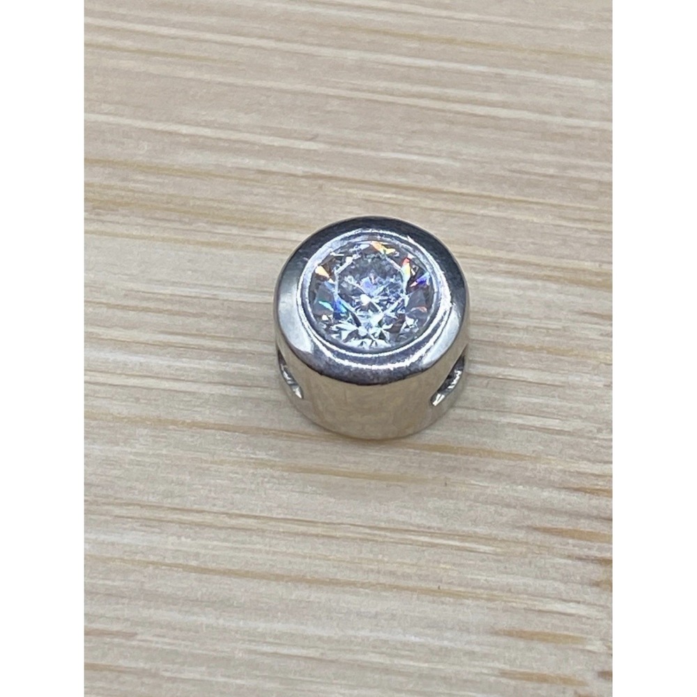 14K Solid White Gold .25ct Brilliant Diamond Petite Bezel Pendant